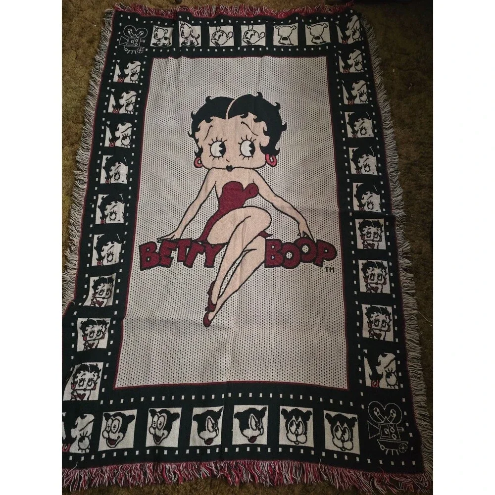 Vintage 1994 Betty Boop Pudgy the Dog Reels Tapestry Throw Blanket White Black